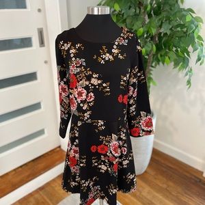 Nicole Miller Black Multi-Floral Print a with Pockets